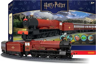Hornby Harry potter Hogwarts Express Battery Operated Steam Train Set